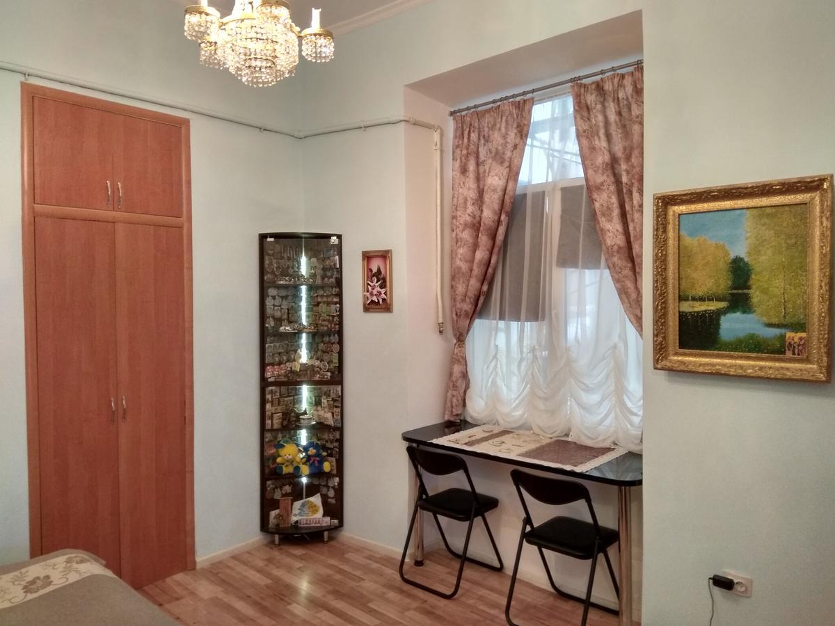 Apartment On Knyazya Romana 26 Center Lviv Exterior foto